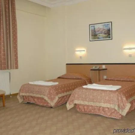 Отель Grand As 3*